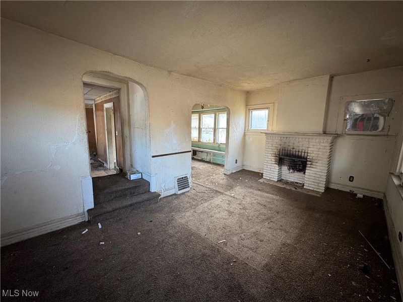 1041 Diagonal Road, Akron, OH 44320 Photo 4