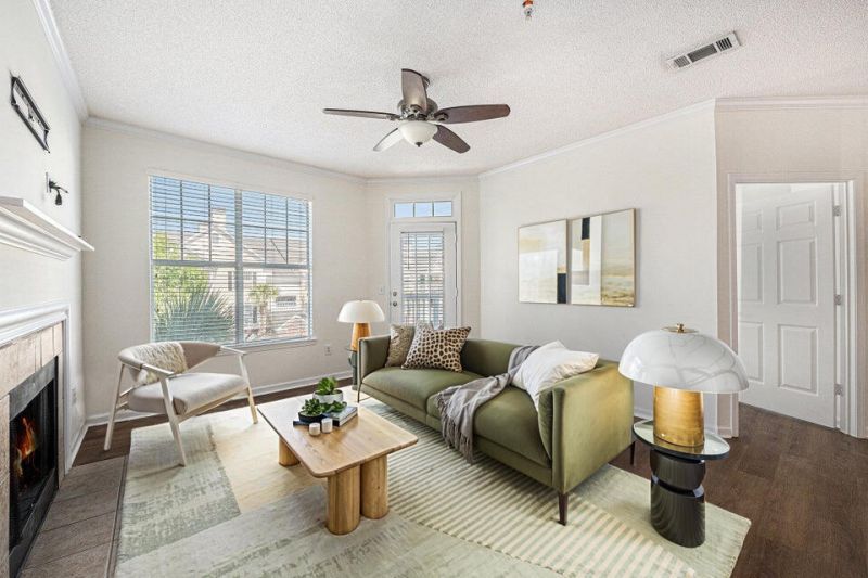 45 Sycamore Avenue Photo 1