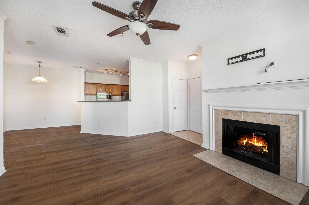 45 Sycamore Avenue Photo 10