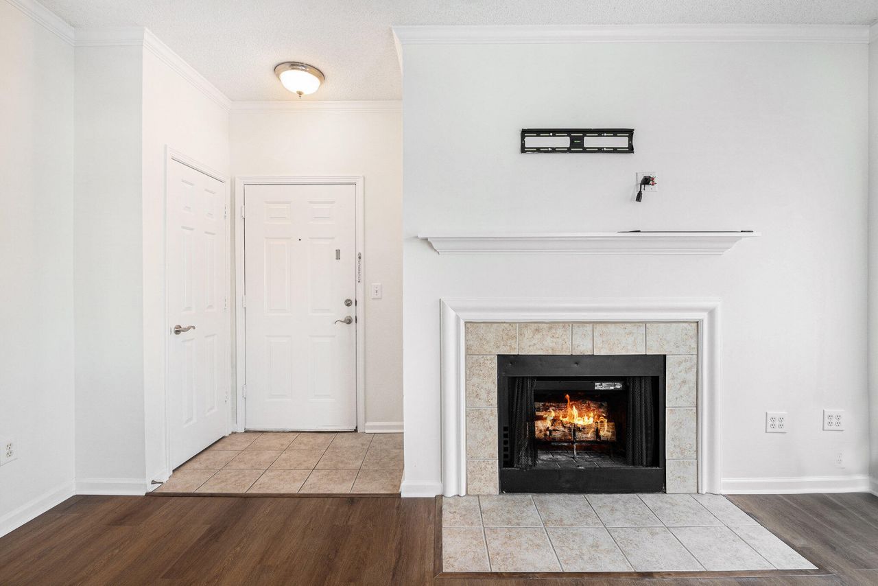 45 Sycamore Avenue Photo 12