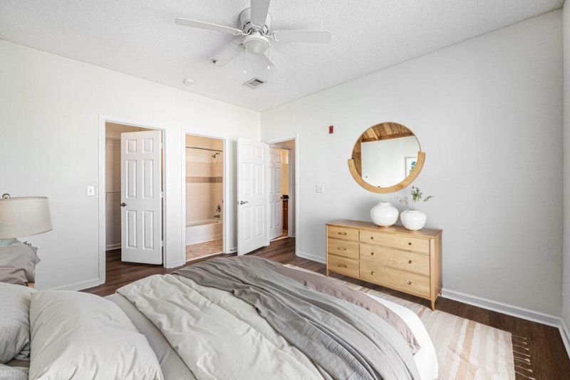 45 Sycamore Avenue Photo 5