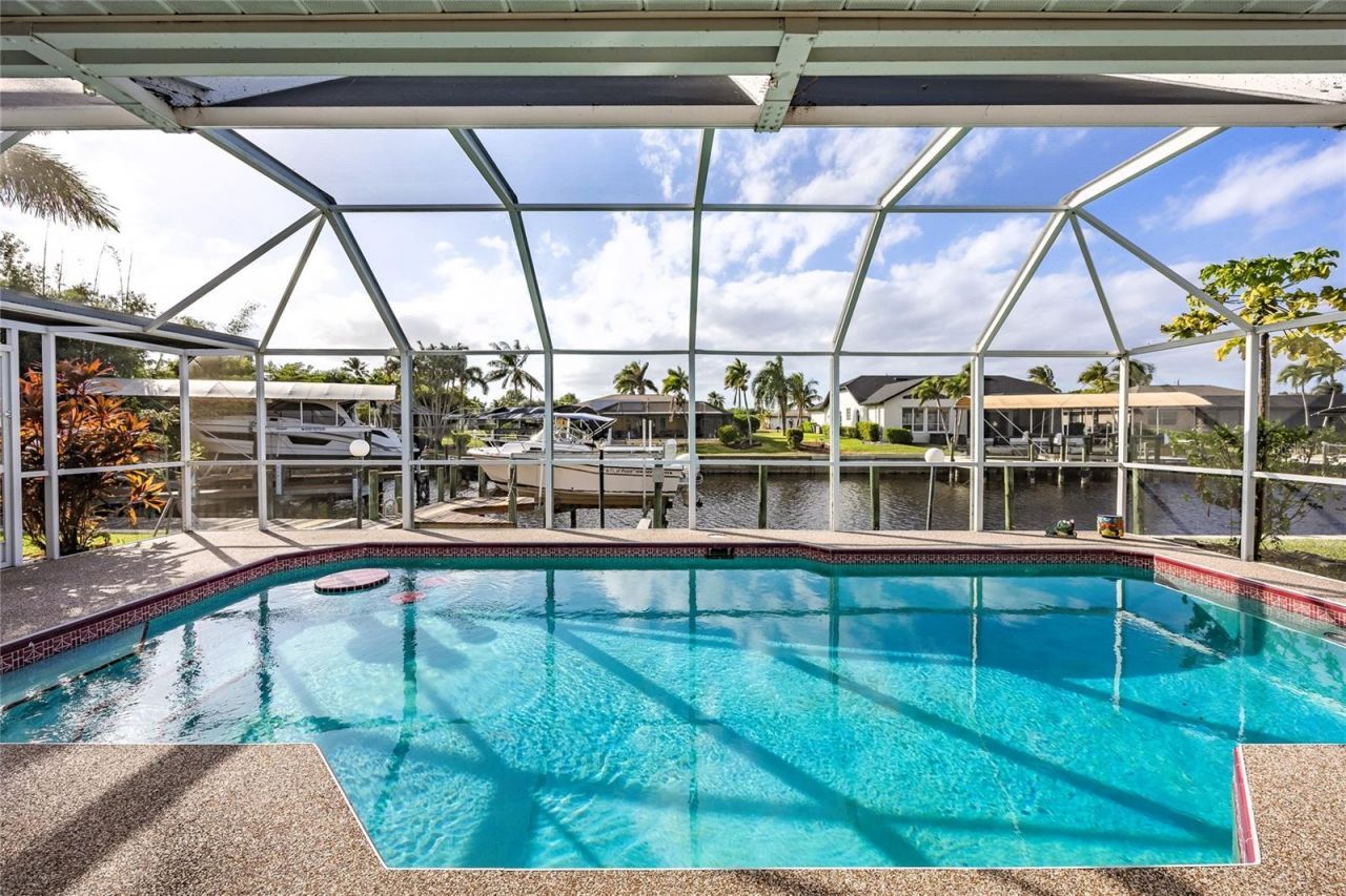3316 SE 19th Place, Cape Coral, FL 33904 Photo