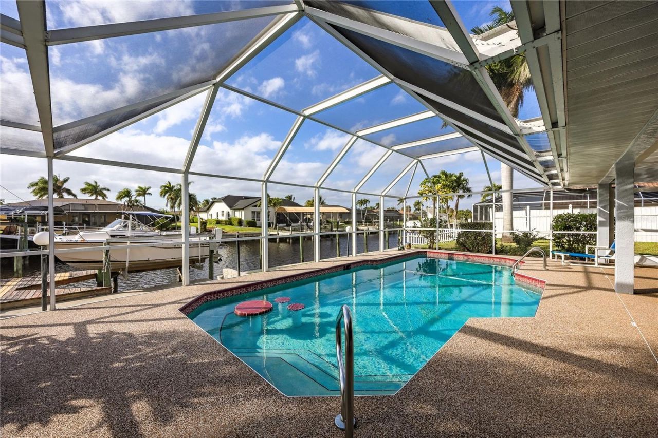 3316 SE 19th Place, Cape Coral, FL 33904 Photo