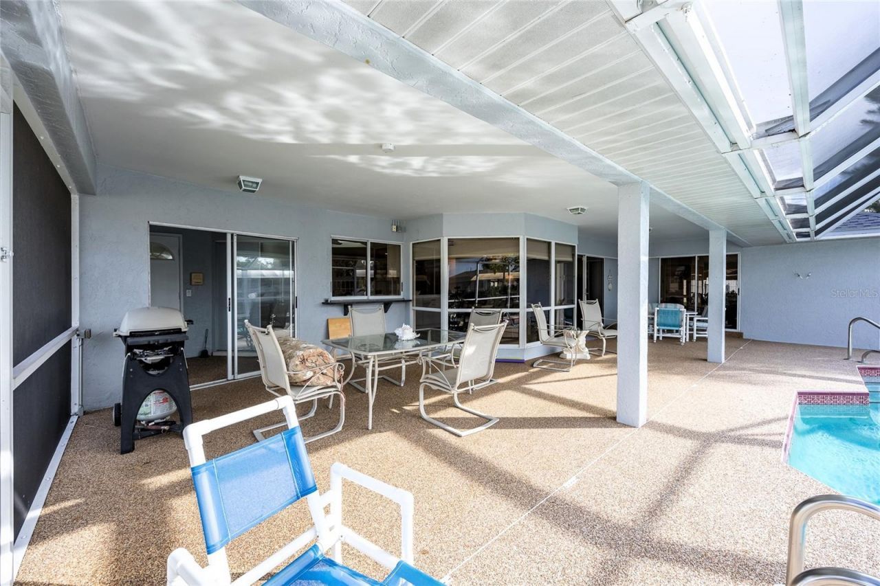 3316 SE 19th Place, Cape Coral, FL 33904 Photo