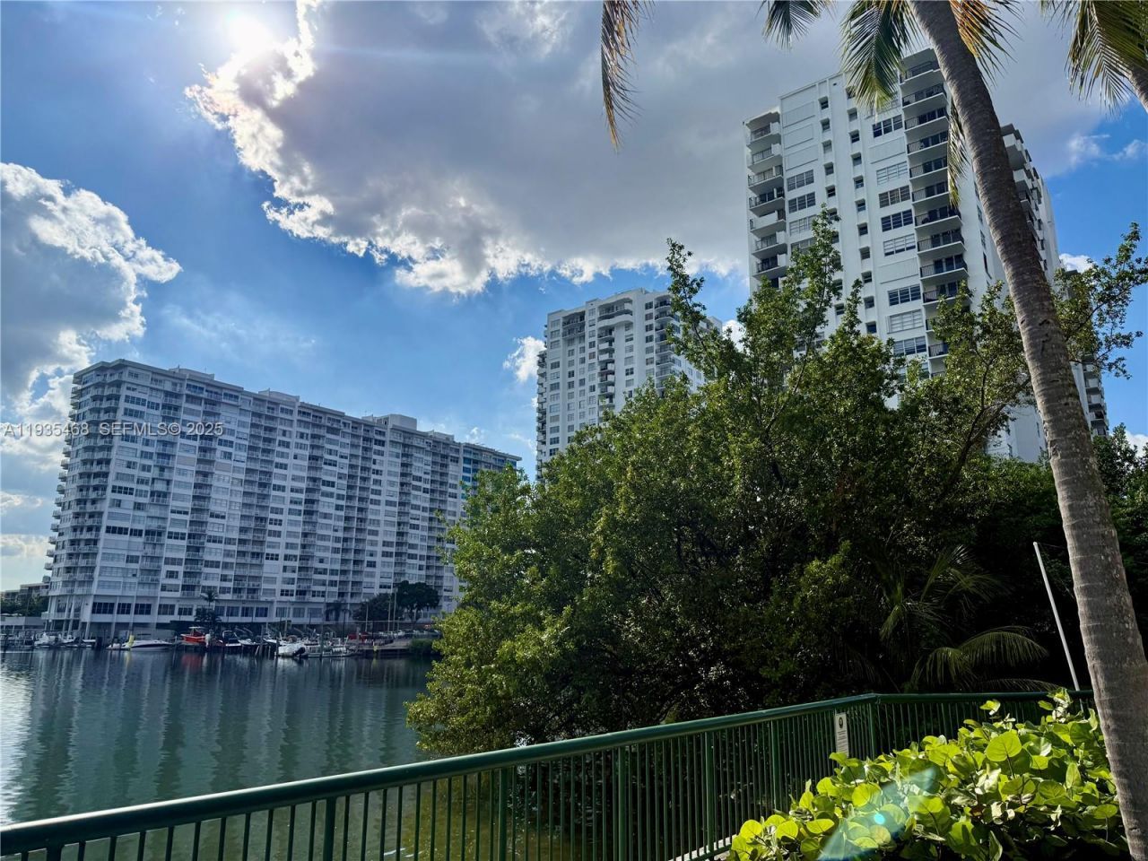2780 NE 183rd St, Unit 514, Aventura, FL 33160 Photo