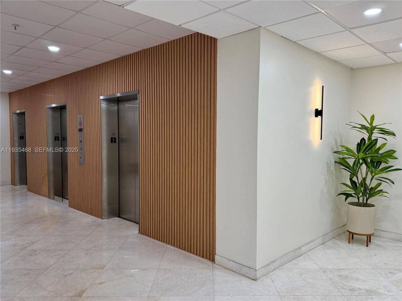 2780 NE 183rd St, Unit 514, Aventura, FL 33160 Photo