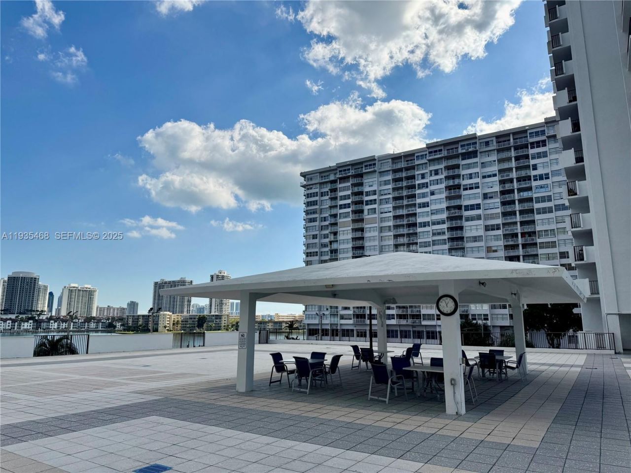 2780 NE 183rd St, Unit 514, Aventura, FL 33160 Photo