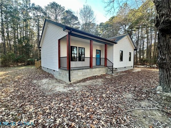 117 Lark Drive, Deltaville, VA 23043