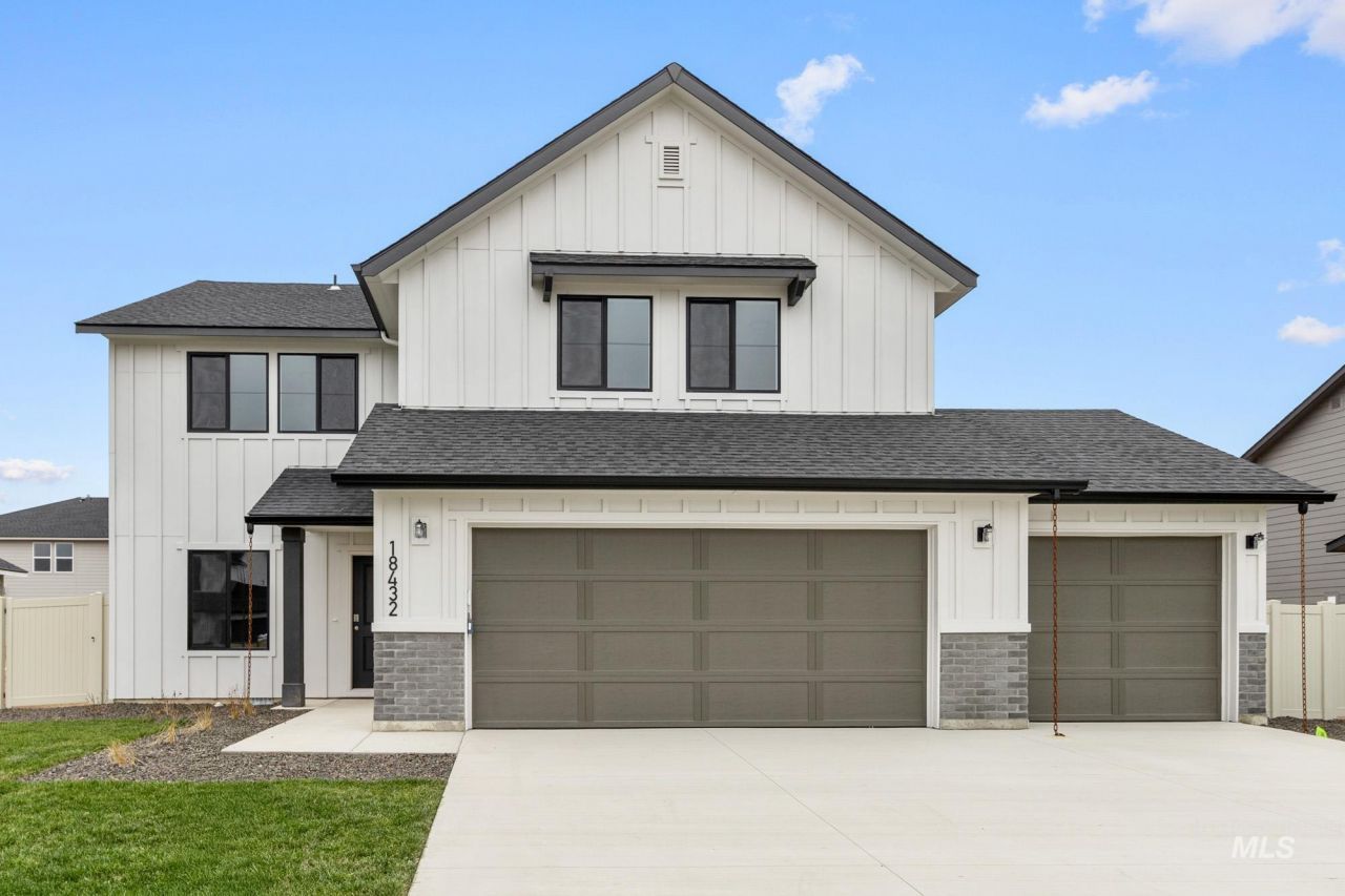 18432 N Sweet William Ave, Nampa, ID 83687 Main Photo