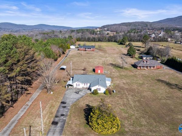 370 Allen Road, Gurley, AL 35748