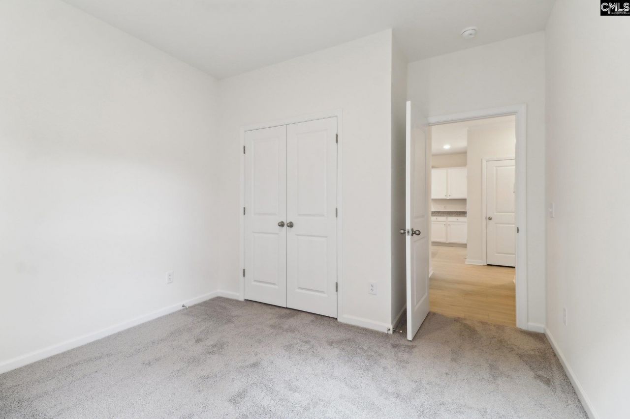 575 Griffon Drive Photo 24