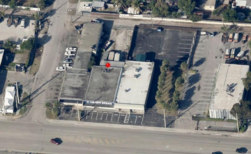 2323 N Dixie Highway, Pompano Beach, FL 33060 Photo