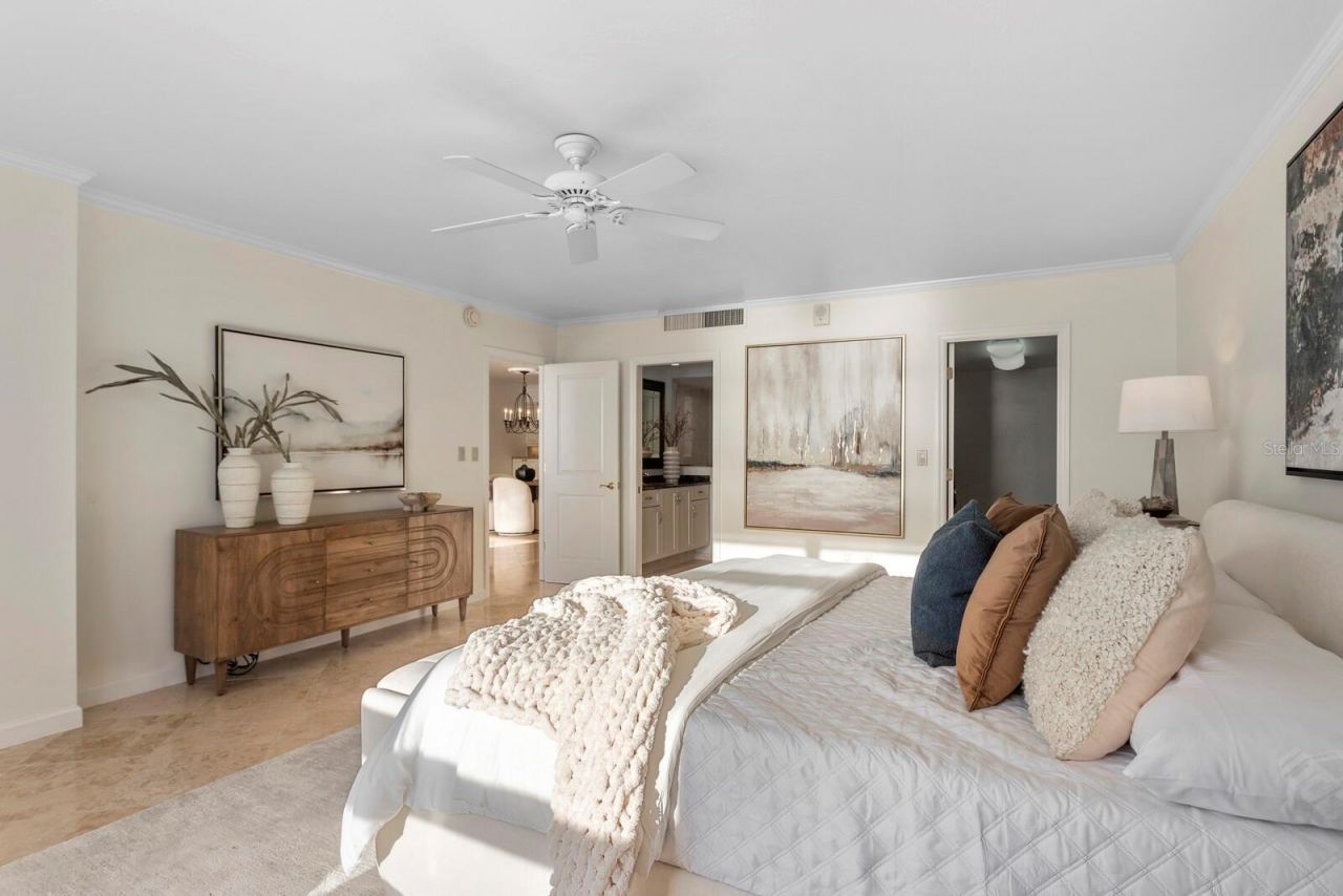 1212 Benjamin Franklin Drive, Unit 501, Sarasota, FL 34236 Photo