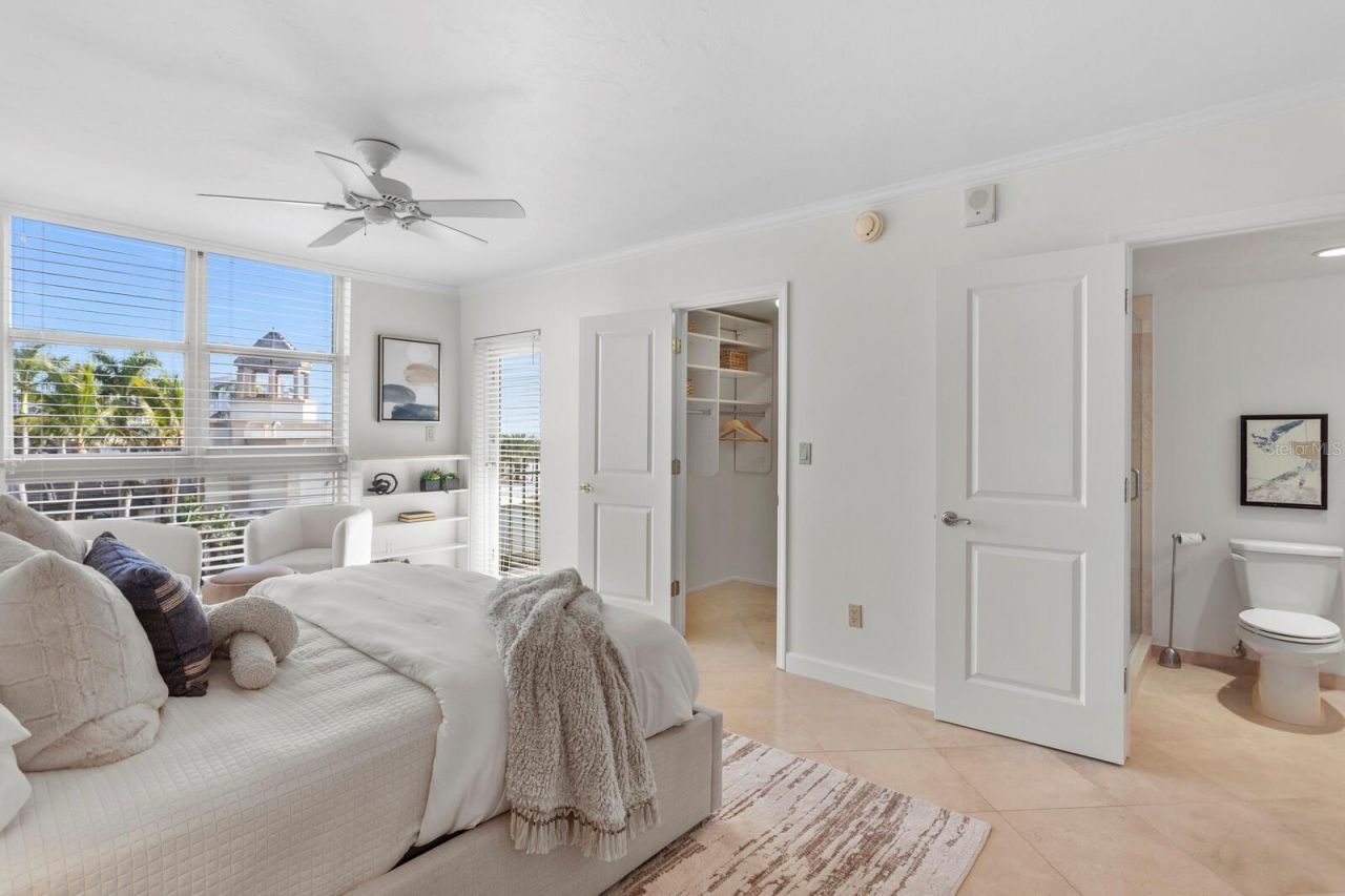 1212 Benjamin Franklin Drive, Unit 501, Sarasota, FL 34236 Photo