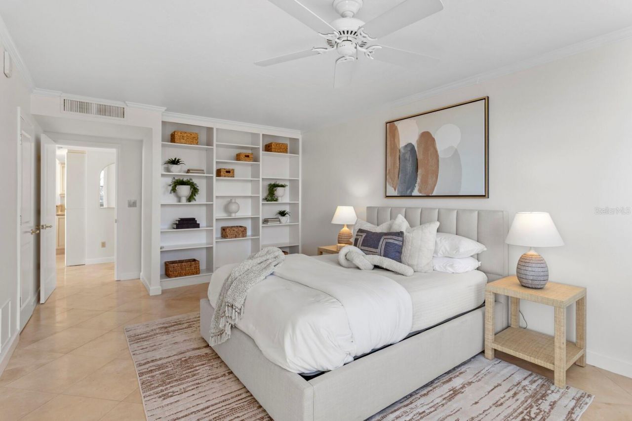 1212 Benjamin Franklin Drive, Unit 501, Sarasota, FL 34236 Photo