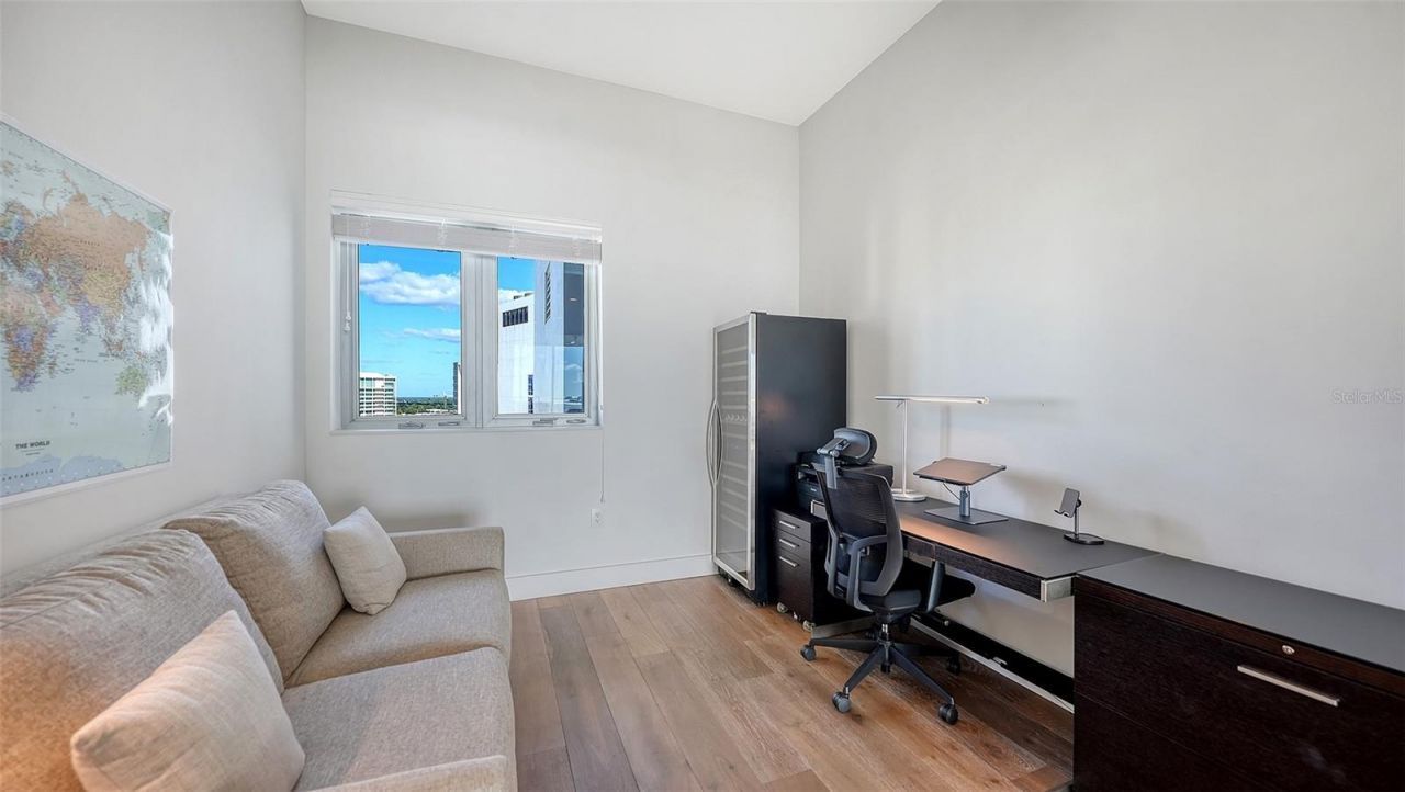 1155 N Gulfstream Avenue, Unit 1704, Sarasota, FL 34236 Photo