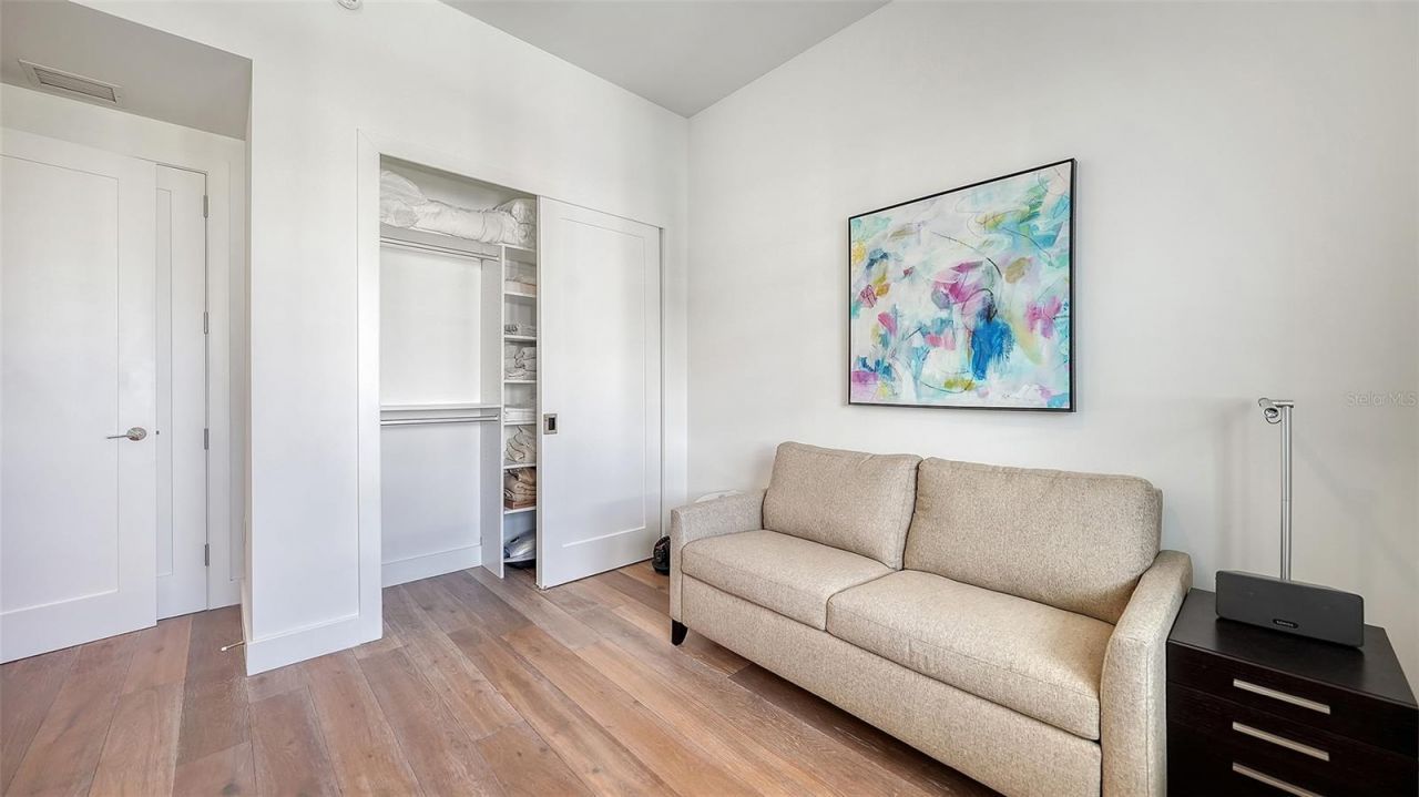 1155 N Gulfstream Avenue, Unit 1704, Sarasota, FL 34236 Photo