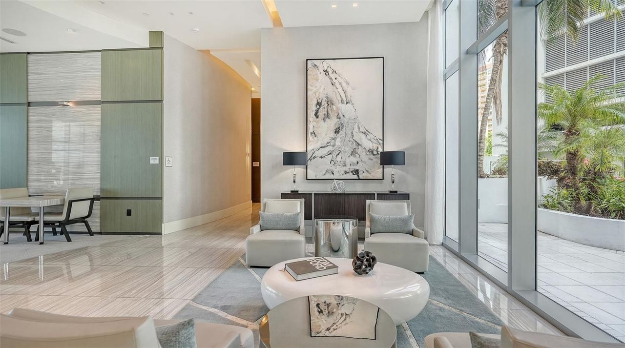 1155 N Gulfstream Avenue, Unit 1704, Sarasota, FL 34236 Photo