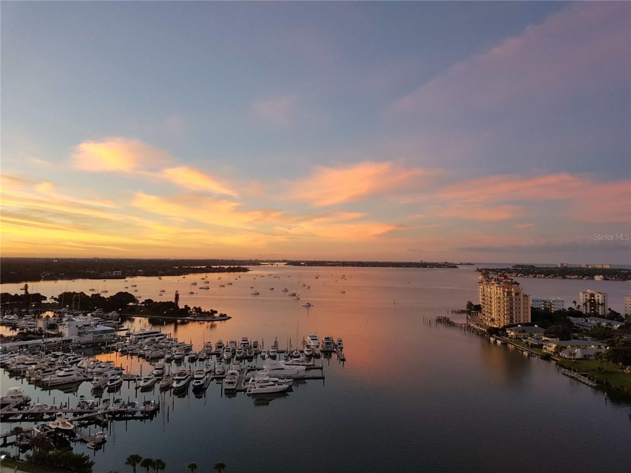 1155 N Gulfstream Avenue, Unit 1704, Sarasota, FL 34236 Photo