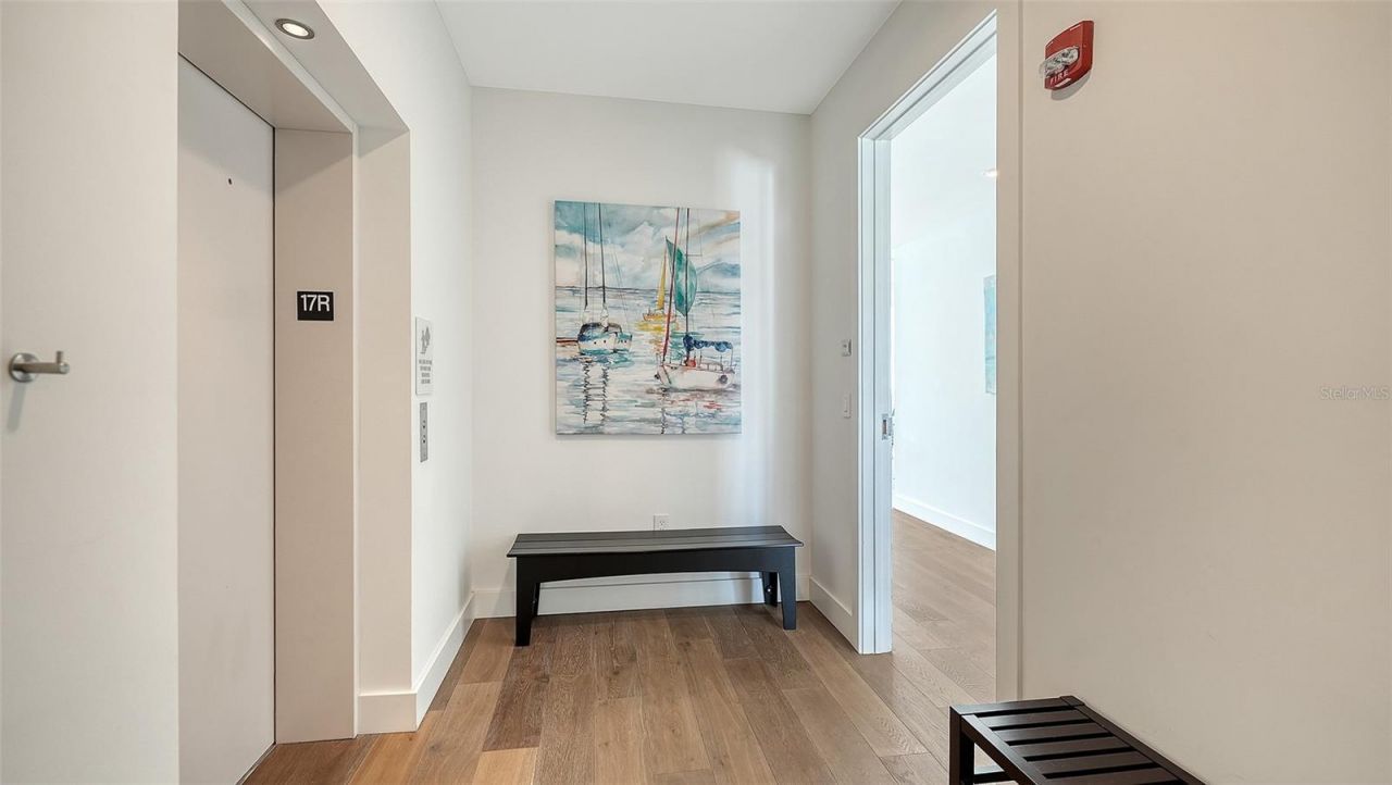 1155 N Gulfstream Avenue, Unit 1704, Sarasota, FL 34236 Photo