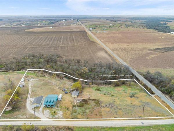 50 Dusty Dam RD, Coupland, TX 78615