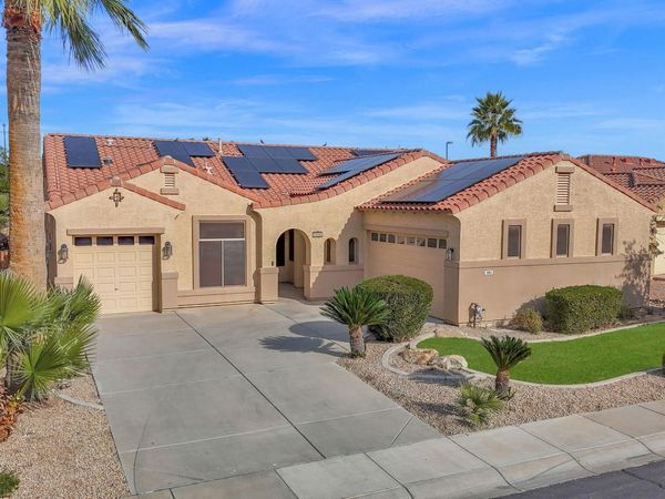 3810 E LATHAM Court, Gilbert, AZ 85297