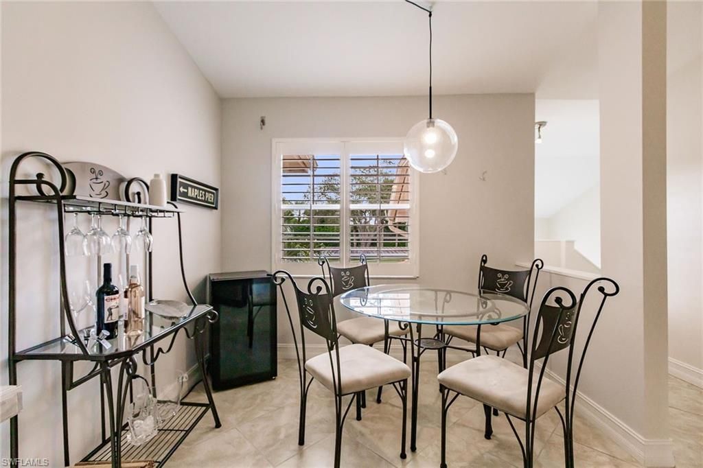 2516 Orchid Bay Dr, Unit 203, Naples, FL 34109 Photo