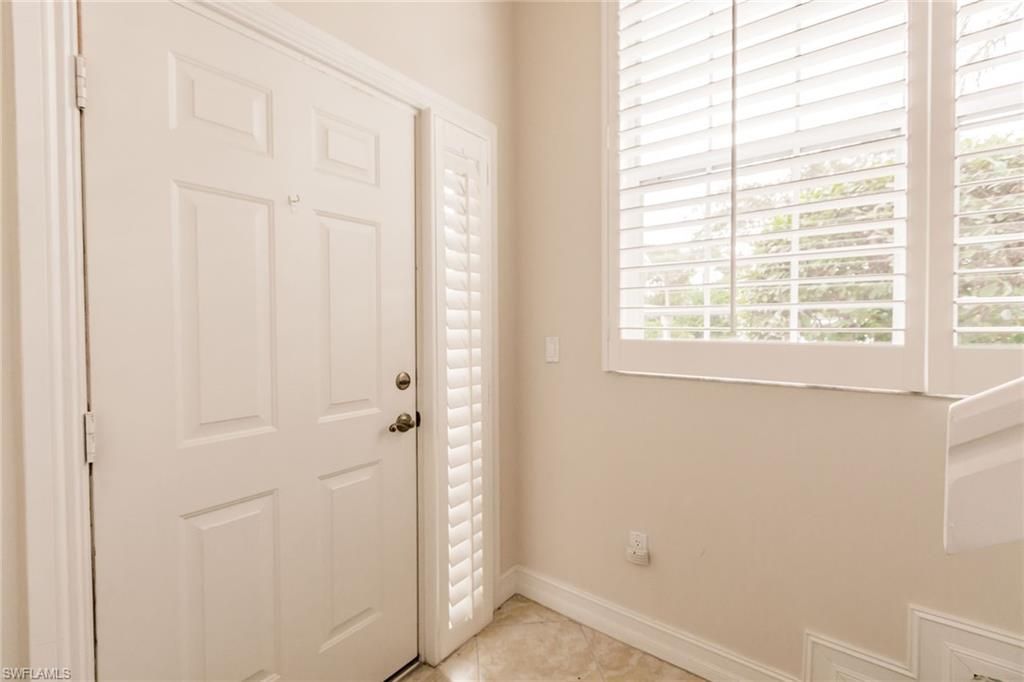 2516 Orchid Bay Dr, Unit 203, Naples, FL 34109 Photo