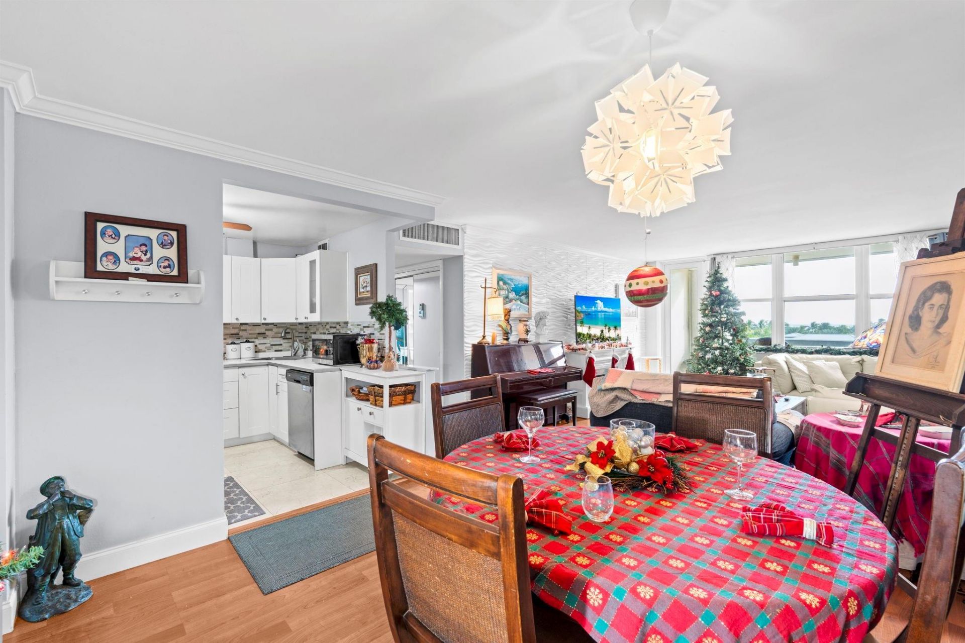 305 N Pompano Beach Boulevard, Unit 510, Pompano Beach, FL 33062 Photo