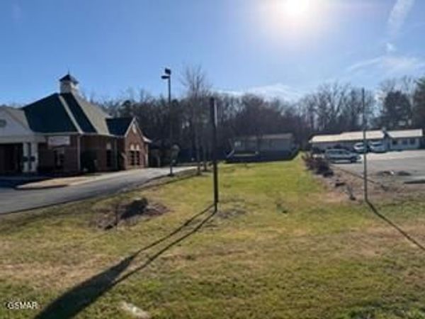 1310 Cherokee Circle, Sevierville, TN 37862