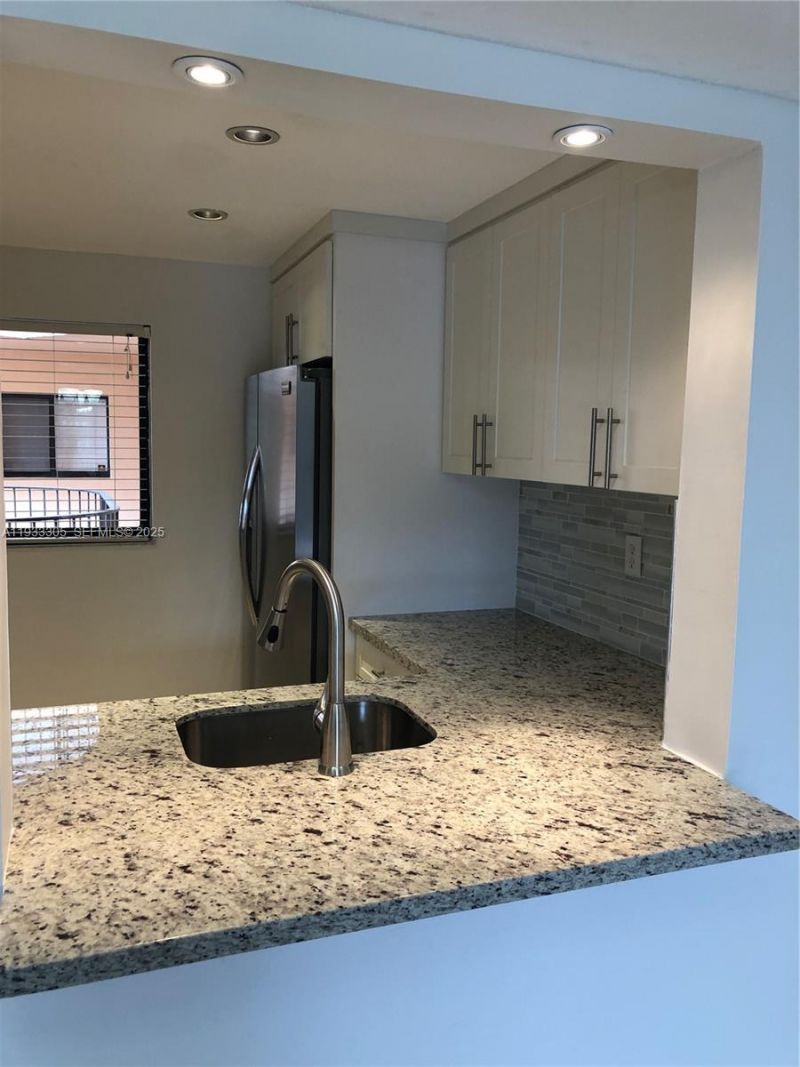 8400 SW 133rd Ave Rd, Unit 324, Miami, FL 33183 Photo