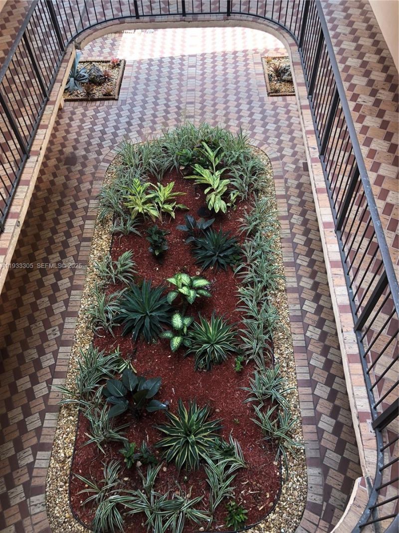 8400 SW 133rd Ave Rd, Unit 324, Miami, FL 33183 Photo