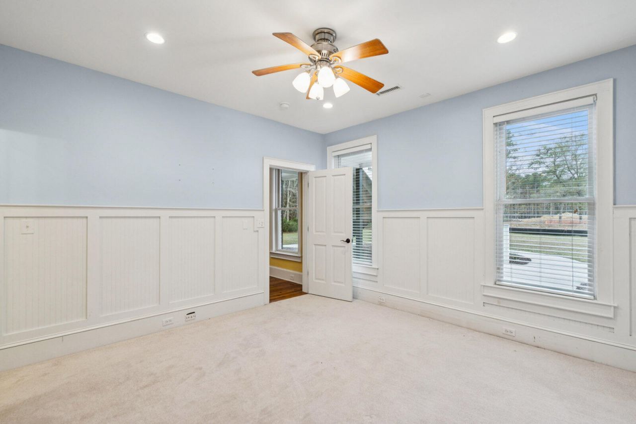 349 Mentor Road Photo 101