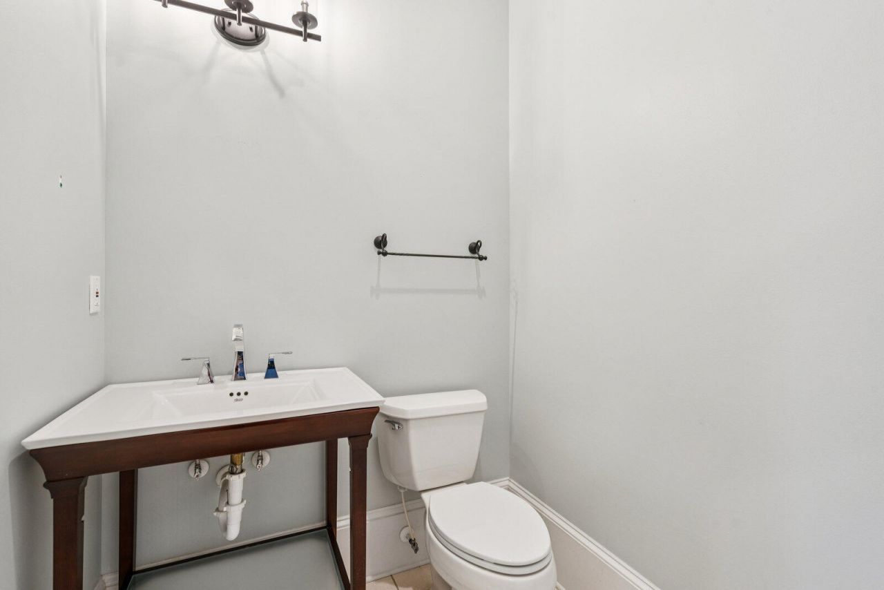 349 Mentor Road Photo 101