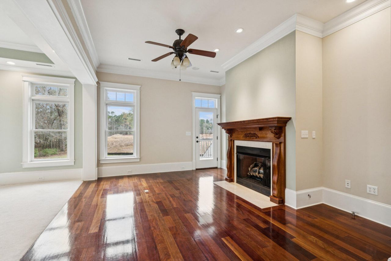 349 Mentor Road Photo 34