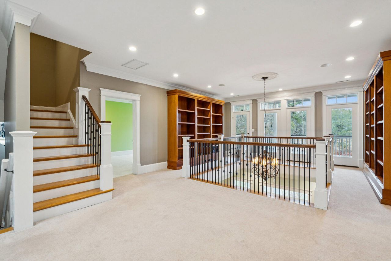 349 Mentor Road Photo 45