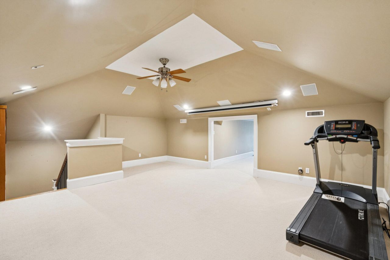 349 Mentor Road Photo 69