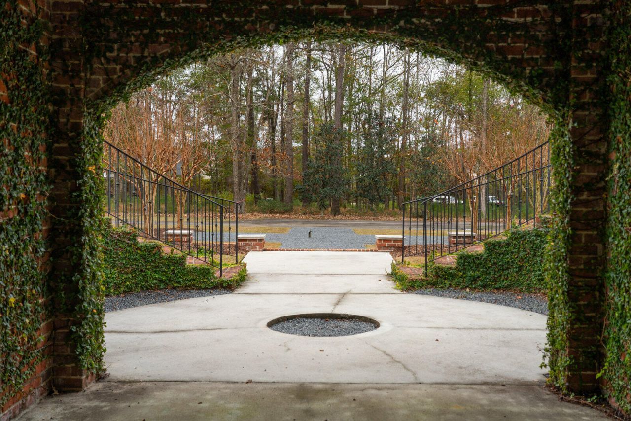 349 Mentor Road Photo 7