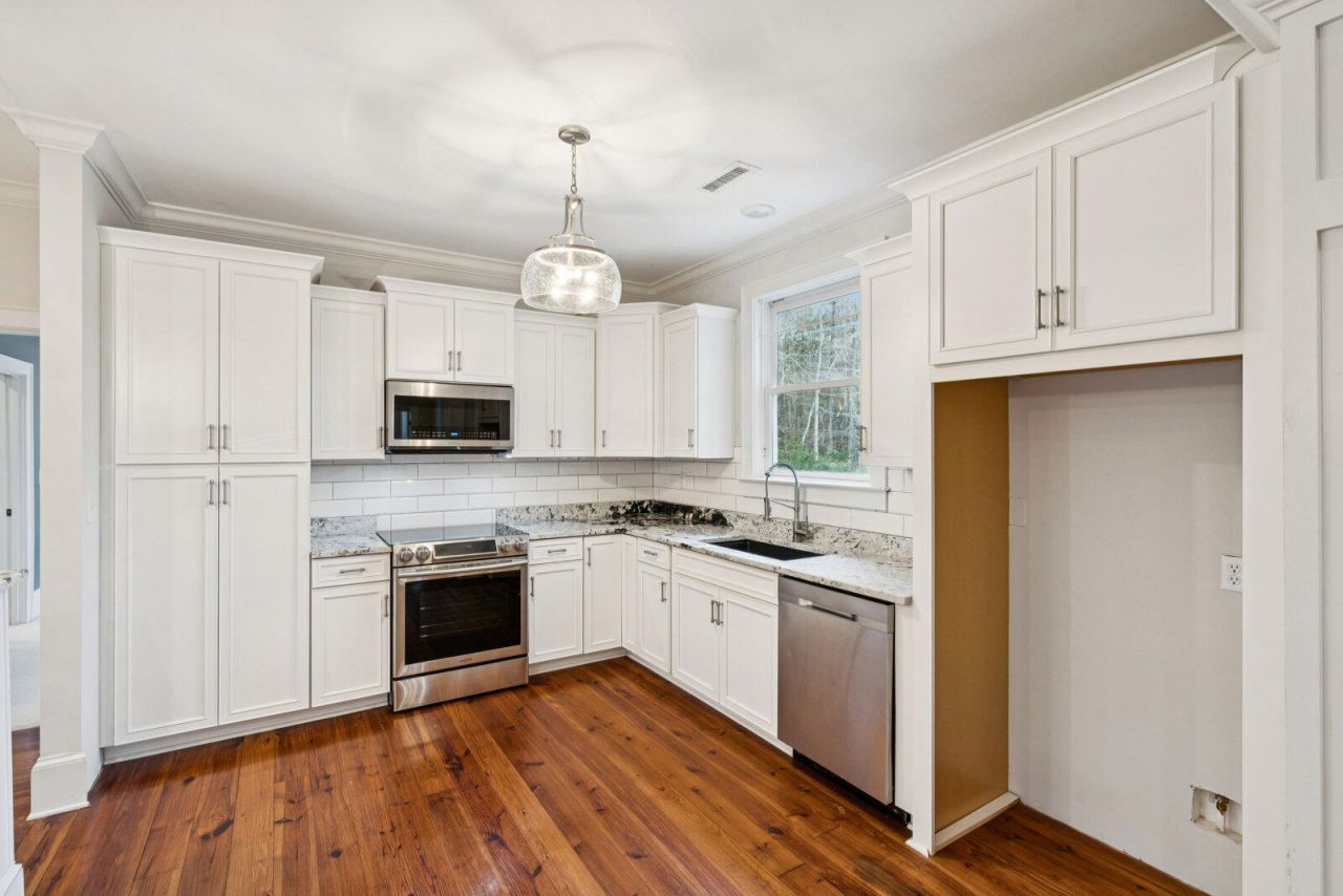 349 Mentor Road Photo 79