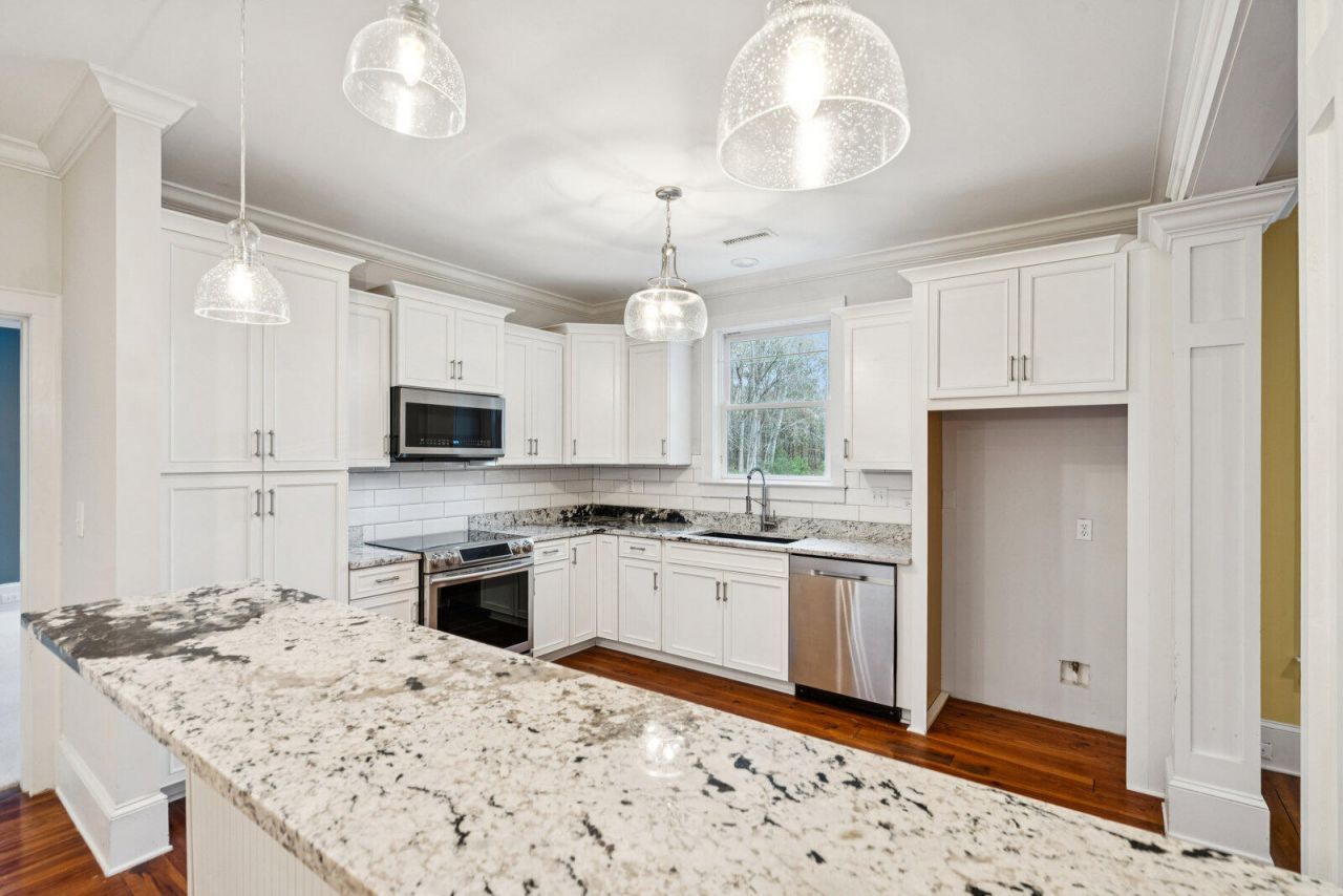349 Mentor Road Photo 82