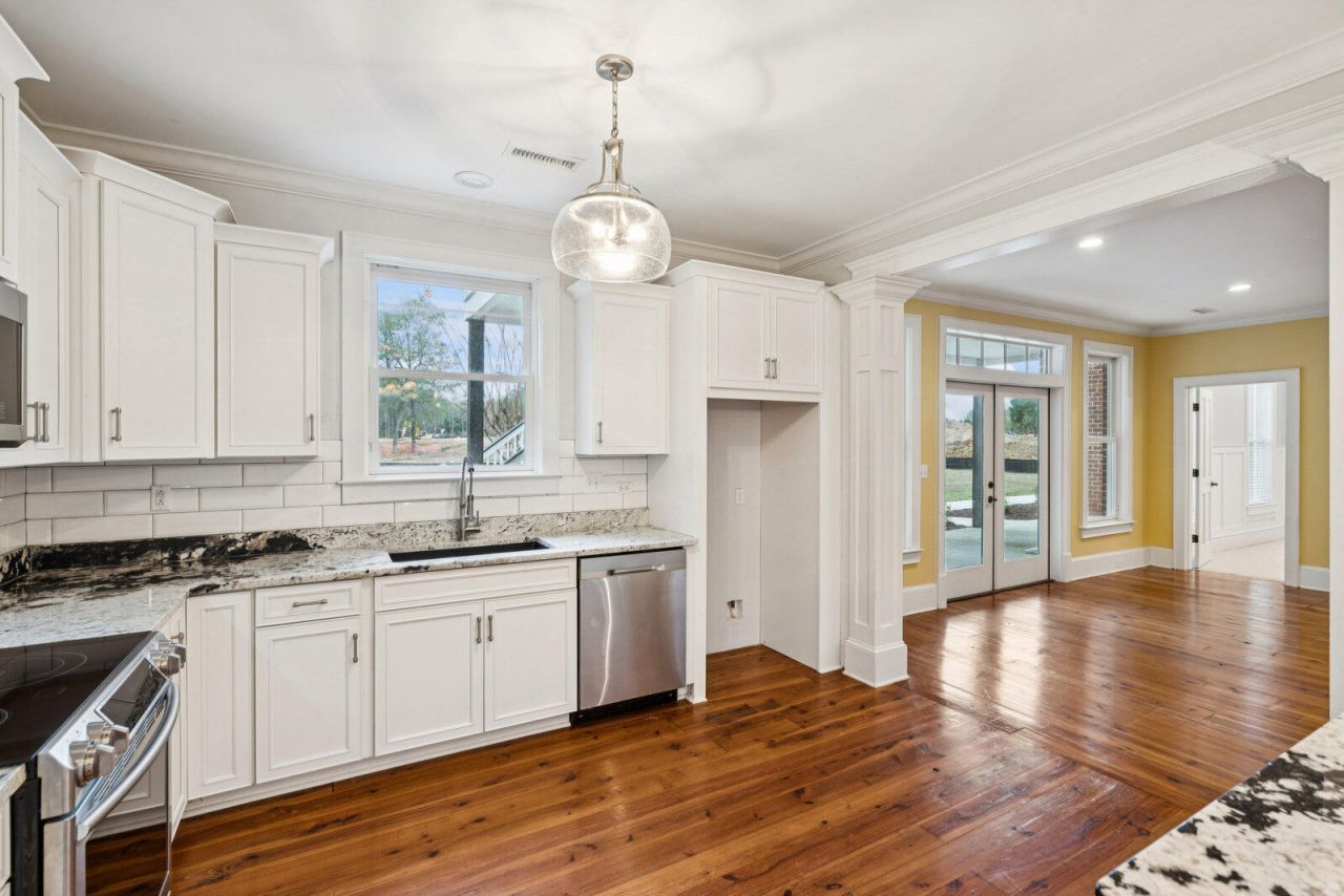 349 Mentor Road Photo 84