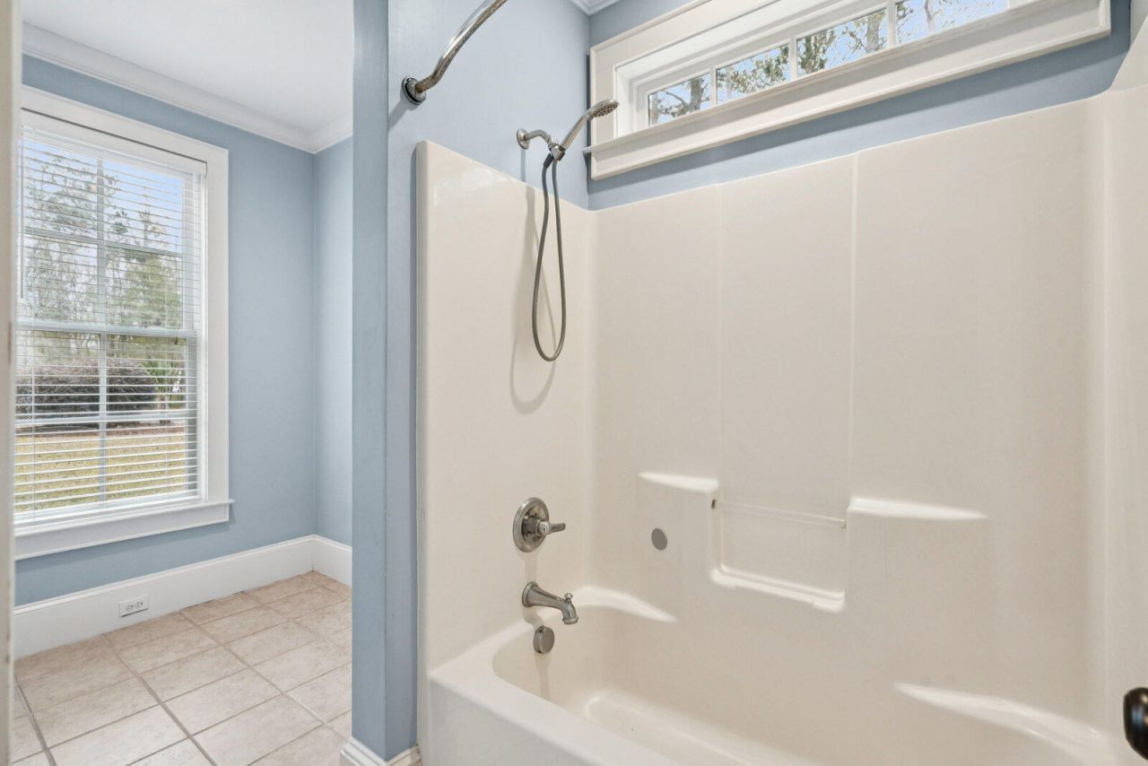 349 Mentor Road Photo 90