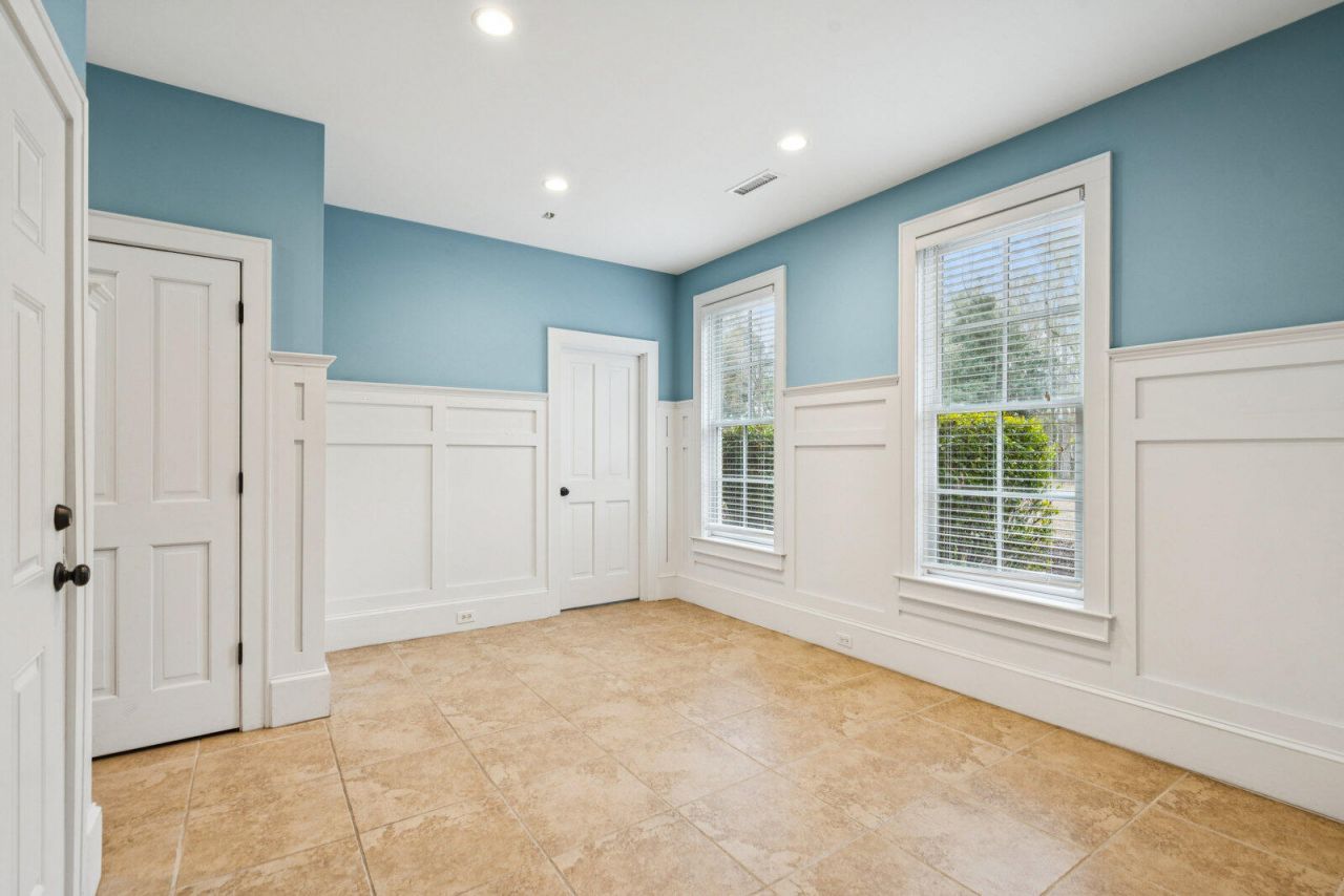 349 Mentor Road Photo 96
