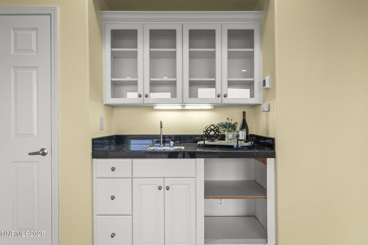 2636 Edgerock Road, Reno, NV 89519 Photo