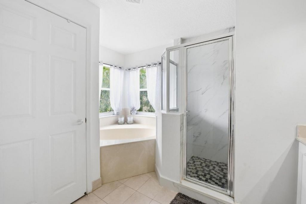 4162 Winnipeg Way, West Palm Beach, FL 33409 Photo