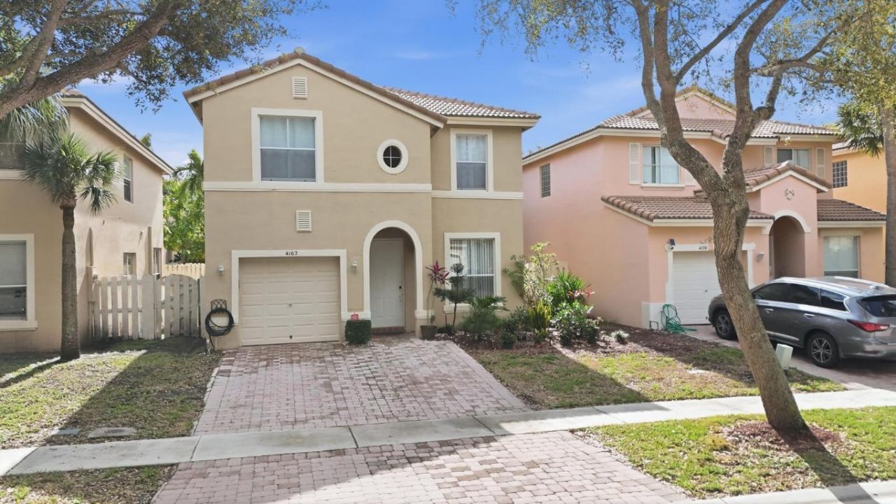 4162 Winnipeg Way, West Palm Beach, FL 33409 Photo