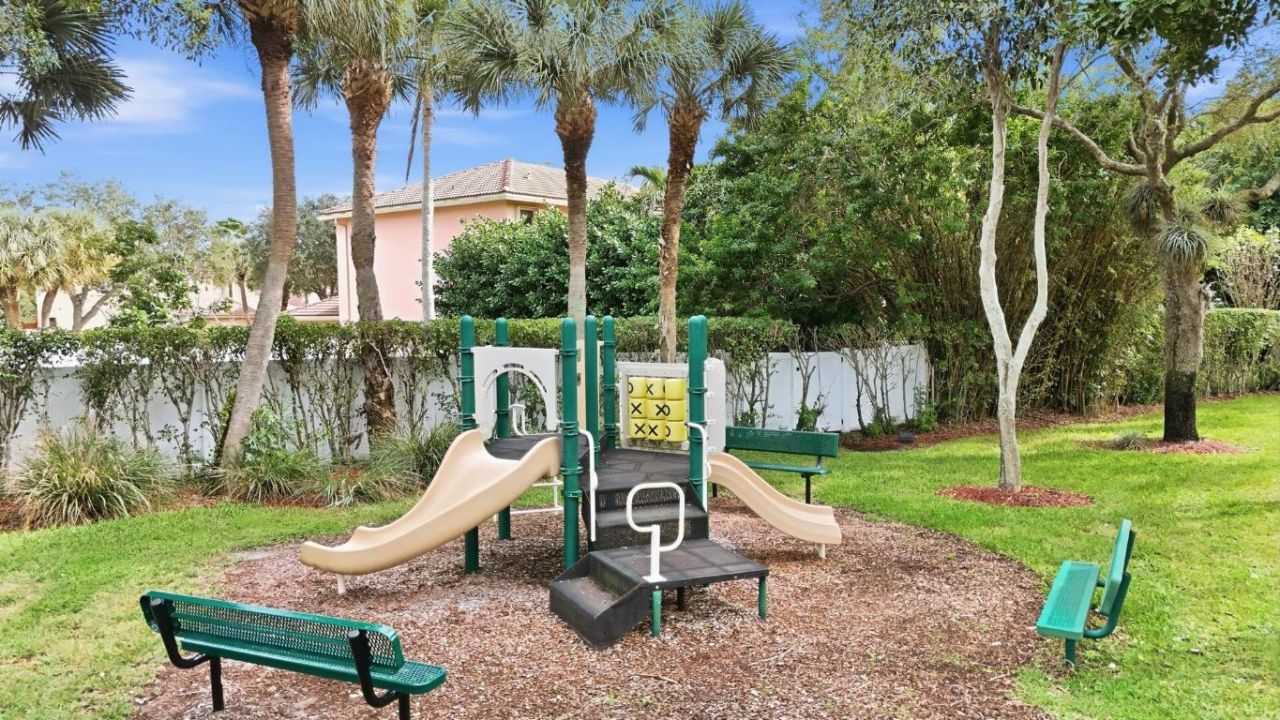 4162 Winnipeg Way, West Palm Beach, FL 33409 Photo