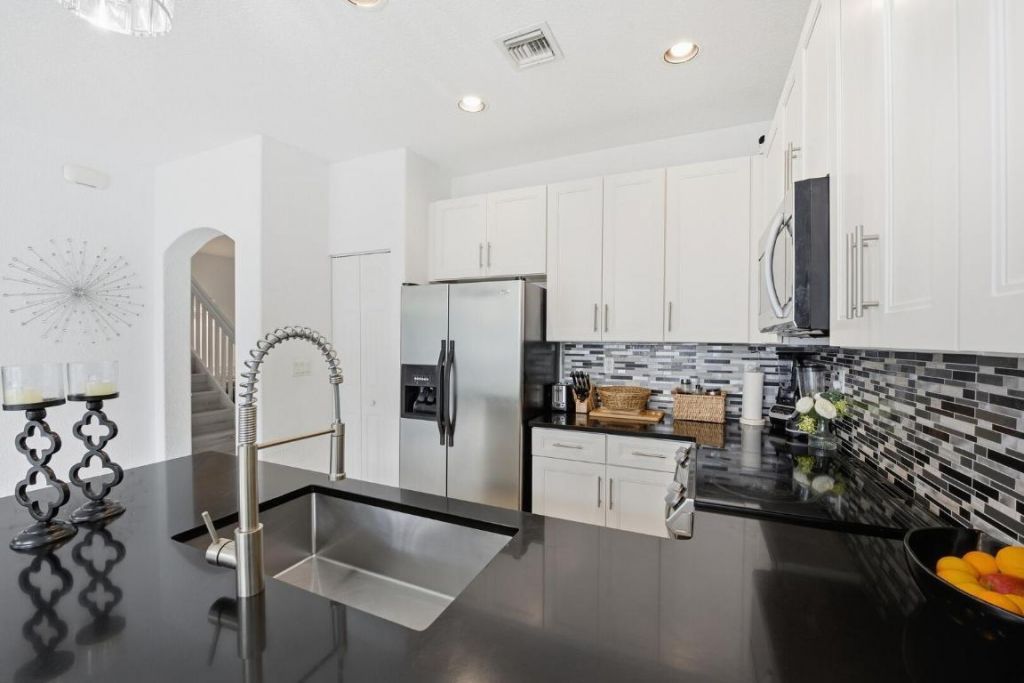 4162 Winnipeg Way, West Palm Beach, FL 33409 Photo