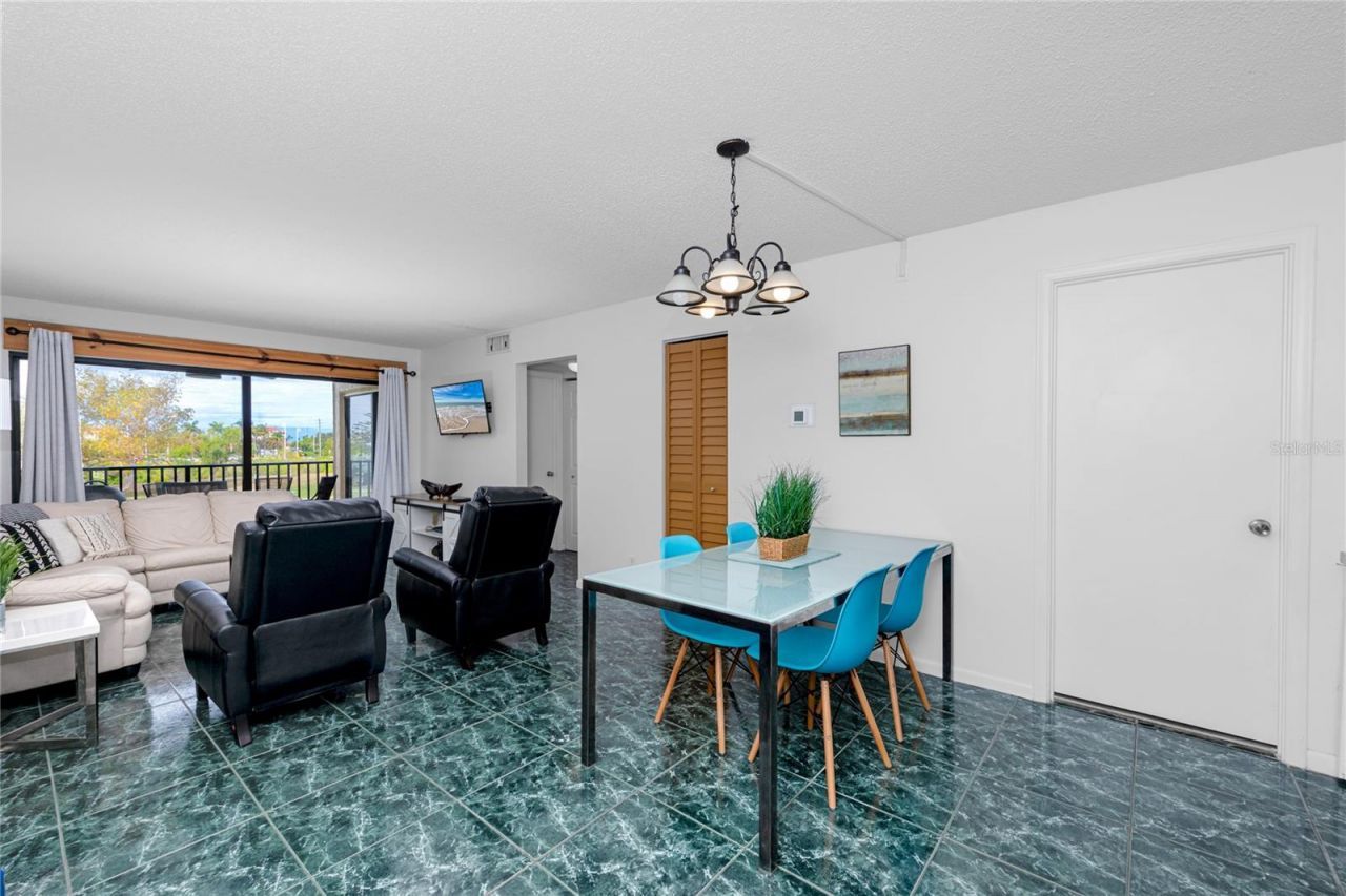 6113 Palma Del Mar Boulevard S, Unit 221, Saint Petersburg, FL 33715 Photo