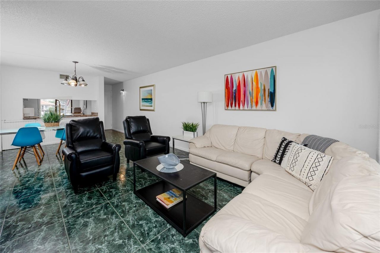 6113 Palma Del Mar Boulevard S, Unit 221, Saint Petersburg, FL 33715 Photo